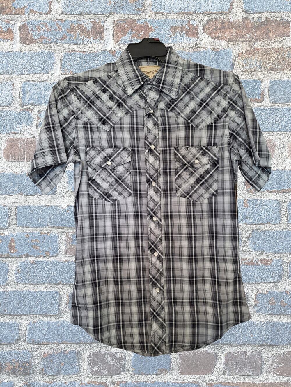 NWT Wrangler Small Short Sleeve Western Shirt Gray and Black